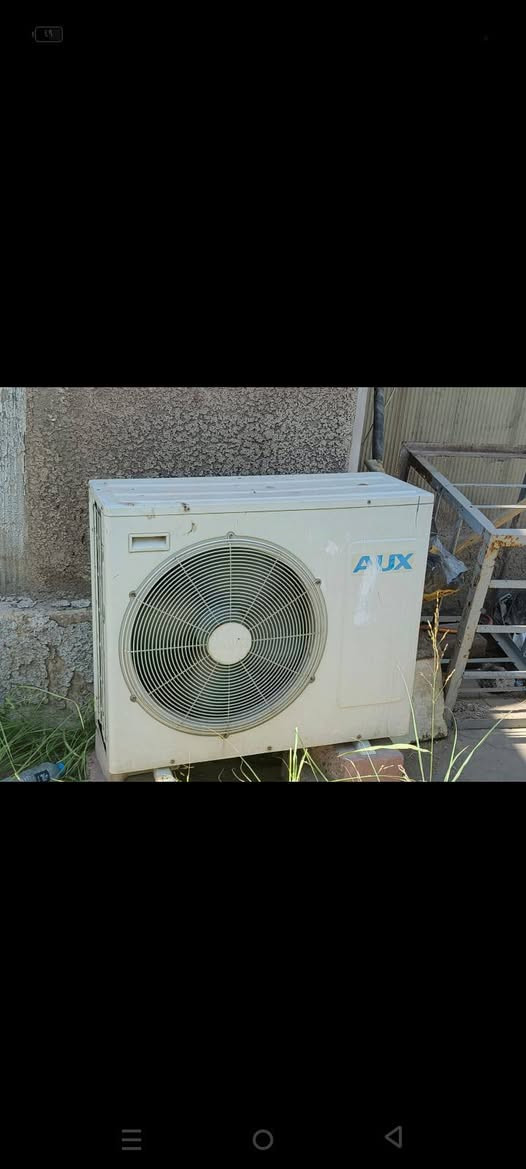سلام عليكم سبلت للبيع 2طن AUX سبلت بارد ثلج لا مفتوح ولا امبدل اي شي بي تجي تفحصه و تاخذه سعر 300
رقم ***********
