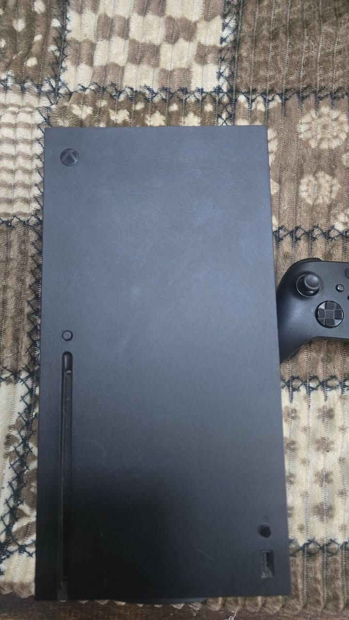 السلام عليكم اخوان
جهازي عارضه للبيع(سبب البيع لان جبت PC)
Xbox series X
نظافته فول وغراضه كاملة وملصق الضمان بعده بيه مثل ما موضح بالصور، عدا الكارتونة مضيعها.
اريده ب ٦٠٠ وبيها مجال بسيط


**إذا كنت صاحب هذا الإعلان وتريد حذفه لأي سبب، رجاءا أرسل رسالة إلى الدعم الفني**