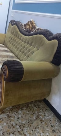 كنب • ١٠مقاعد • نضافة ١٠٠٪