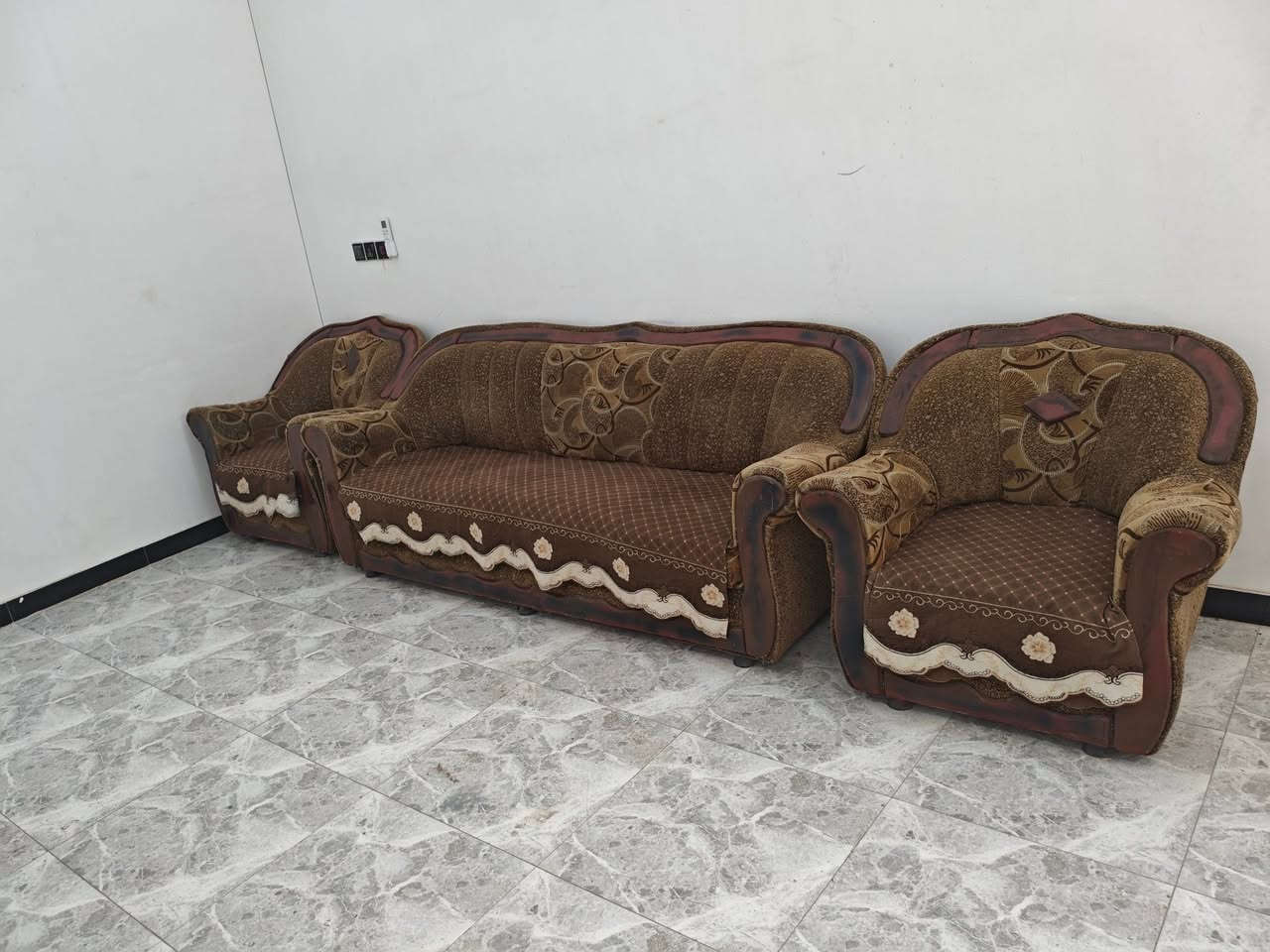 نص تخم تركي ٣ قطع ٥ مقاعد المكان الاسكان الصناعي شراي خاص


**إذا كنت صاحب هذا الإعلان وتريد حذفه لأي سبب، رجاءا أرسل رسالة إلى الدعم الفني**