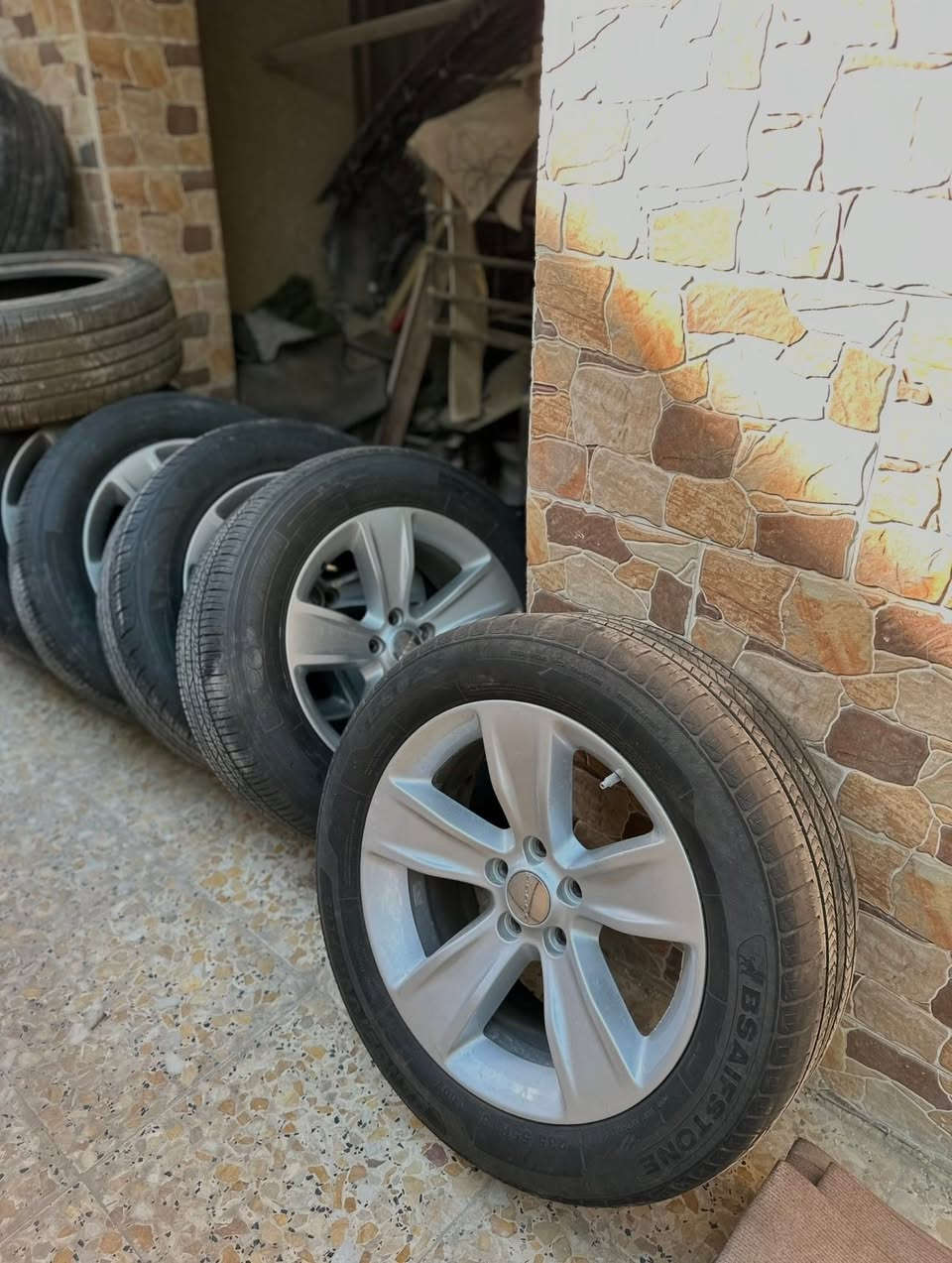 ويل 18 sxt اصلي ختم موبار تخم تاير جوا سعر 550 الف عنوان حله مركز … بيع او مراوس


**إذا كنت صاحب هذا الإعلان وتريد حذفه لأي سبب، رجاءا أرسل رسالة إلى الدعم الفني**