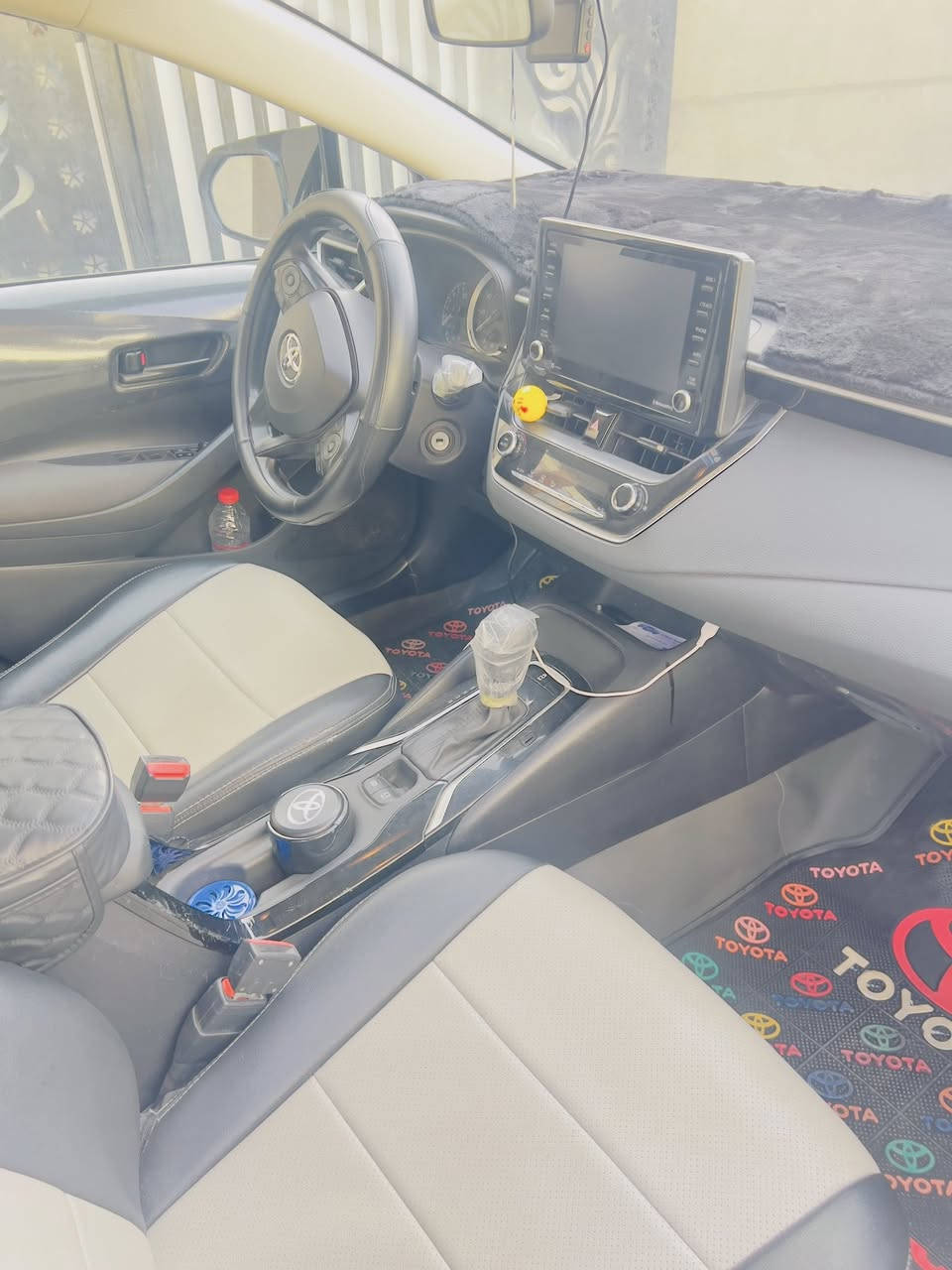 كورلا وارد امريكي 2022 محرك 1800 LE 
بانزين فقط رقم بغداد باسمي 
ماشية 40 الف كيلو مو ميل 
حادثها موضح بالصور وشويه بارد بالجاملغ خلف السايق بدون صبغ بدون دواخل
صور الحادث والسونار بالمنشور 
 مكاني بغداد المحمودية  
السعر 158 
***********
