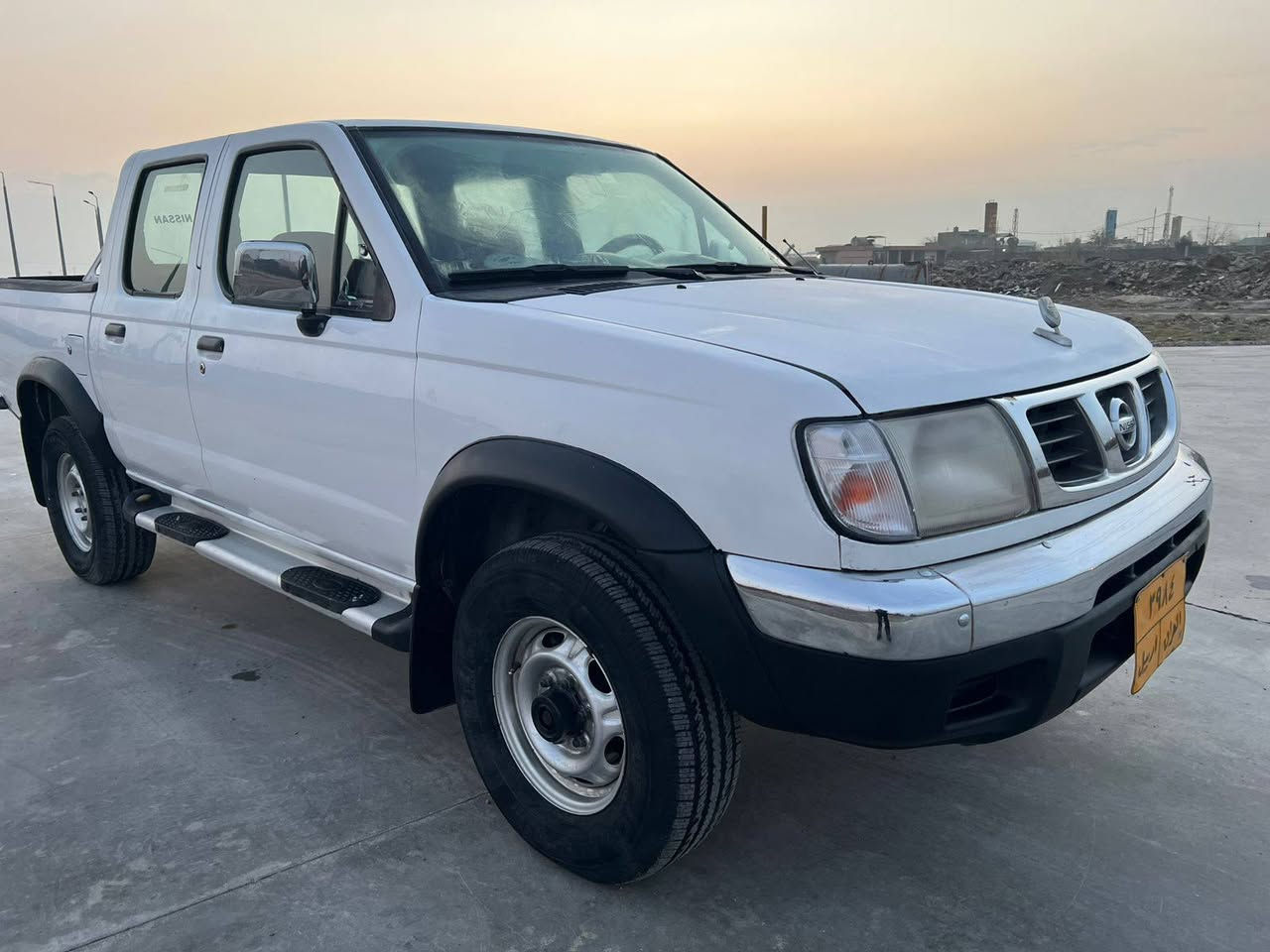 نیسان دەبڵ ئەکسل مۆدیل 2005 ناو سور سبوخ نیە سەنەوی تازە بەسرچوە ڕەقەم هەولێر جام عادی غاز بەنزین گێڕ مەکینە دەبڵ ئەکسل بەشەرت 
نرخ
118 گڵا معەملە 
شوین چوارقوڕنە 
ژ.م *********** السليمانية, العراق
