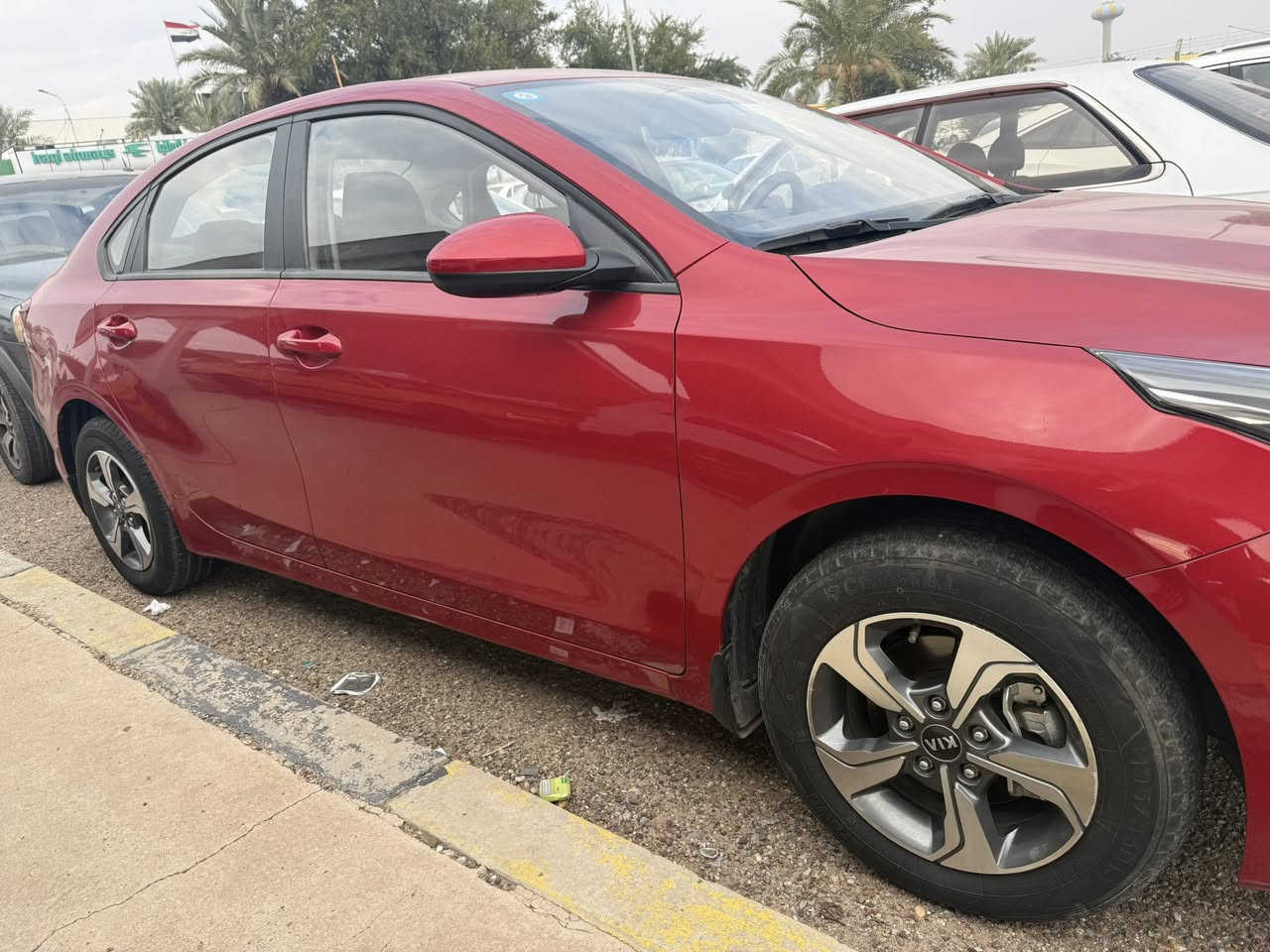 سيراتو للبيع موديل 2021 ماشية  40 الف مكينة 1600 دوش كير اي تي .. رقم بغداد ب اسمي الرقم الجديد مواصفات بيسك سبير منازل كتلوكات وياها  شاشة كامرة ويل كب بلوجكتر حساس خلفي .. مكفولة كفالة عامة من صبغ وتبديل وبارد بيها فقط رصعتين بسيطات وشخطين مكحلات سيارة جديدة جدا برغي ما مفتوح بيها ابد  السعر 155 وبيها مجال بسيط مكاني بغداد حي العامل.. تحياتي


**إذا كنت صاحب هذا الإعلان وتريد حذفه لأي سبب، رجاءا أرسل رسالة إلى الدعم الفني**