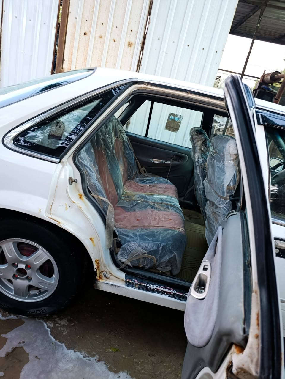 السلام عليكم
برنس ٩٦
مكينه ٢٠٠٠
رقم بابل بأسمي شرط التحويل 
لاتنقيص ولاتبخير 
السياره كشرها ووضعها شوفتك عينك لااتفلسف ولابطيخ بيها خياسات يرادلها تعمير 
سياره مال بيت 
بيها مشط اعتقد كايم ينزل من سعرها 
رايدها ب ٣٠ وبيها مجال


**إذا كنت صاحب هذا الإعلان وتريد حذفه لأي سبب، رجاءا أرسل رسالة إلى الدعم الفني**