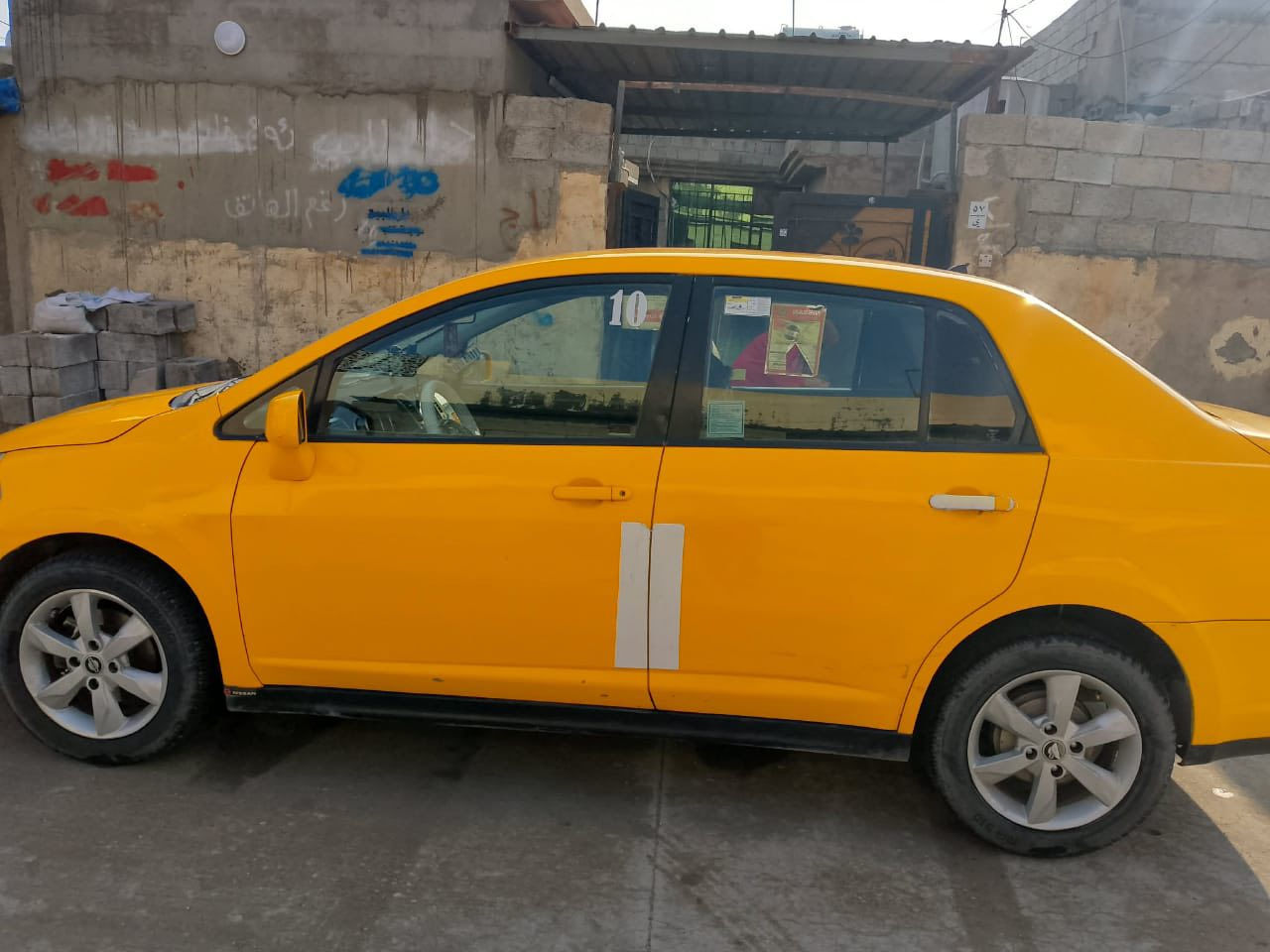 السلام عليكم نيسان فيرسا 2010 ضررها بس بونيد امبدل والباقي مكفول وبي دفتر بانزين ونقابه مصفره السياره كل عيب مابي محرك شرط وكير شرط وتبريد سياره اي عيب مابي سعر 63وهذا رقمي ***********
