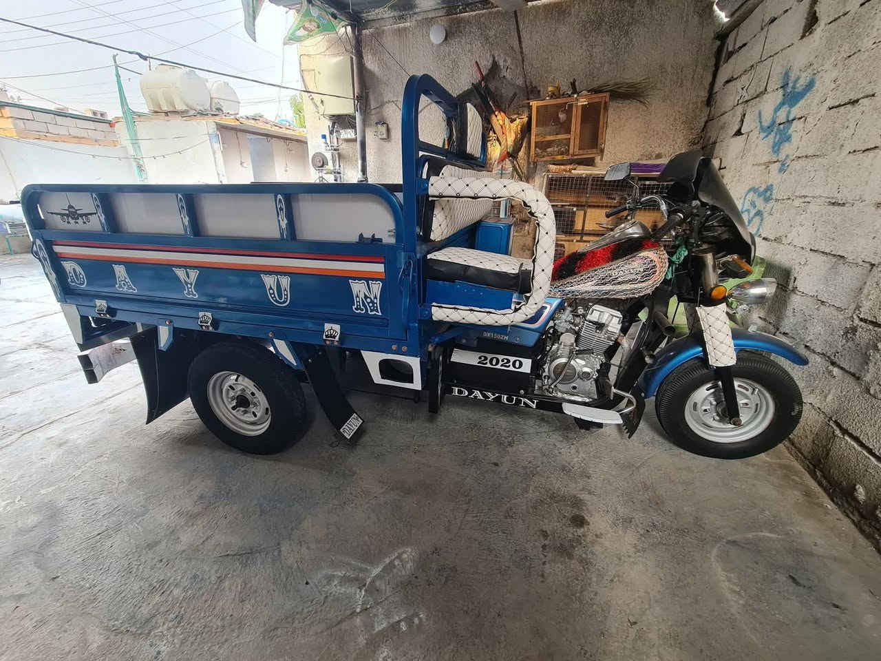 سلام عليك ستوتة لبيع سعر 2300بيهة مجال ***********
