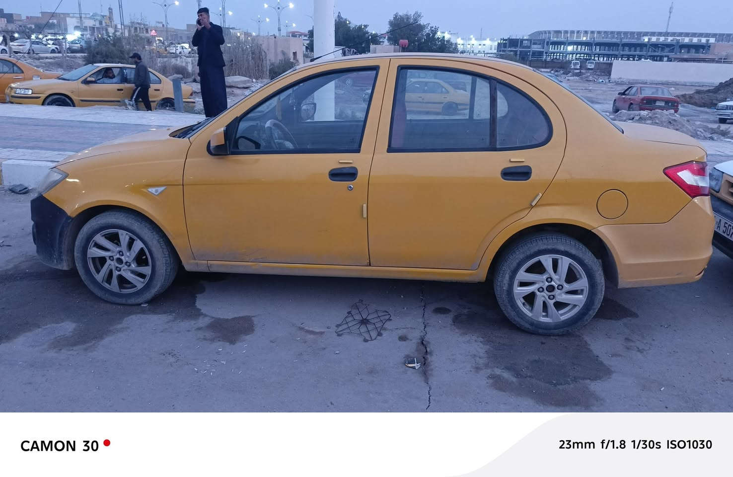 سياره ساينا صفره للبيع أو المراوس بسياره خصوصي حسب القناعه سياره موديل 2020 حره مداور ثاني يوم
مواصفات السياره 
جام كله كهربائي
لايت ماطور يصعد وينزل العدسه 
مانع نزلاق نضام أي بي إس 
سياره جاهزة من كل النواحي حداديه خير من الله
تبريد شغال تدفئة شغاله كهربائيات السياره كله شغاله بيها سويجين واحد ريموت والثاني عادي ملات الشركه الاصليات
السعر 47 وبيها مجال بصيط
رقم الهاتف ***********
