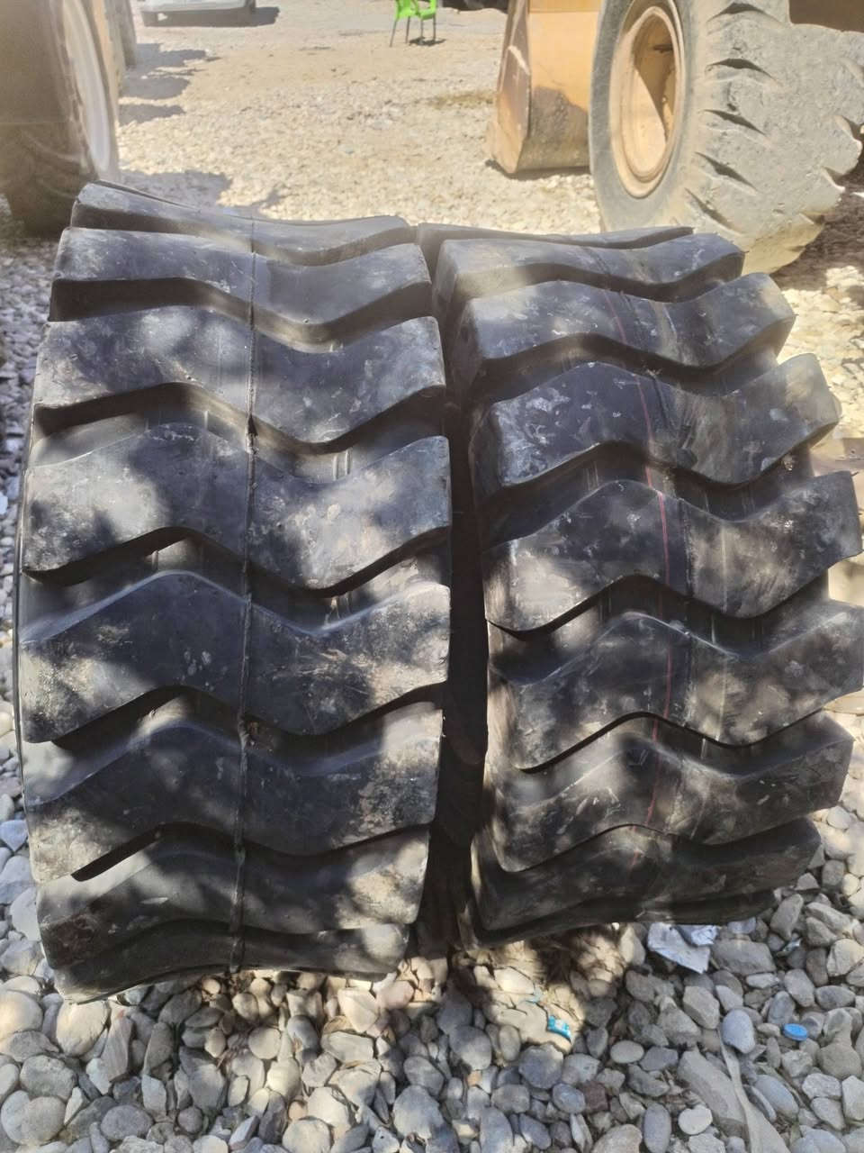 تايرات ألبيع جدد حجم 20،ـ5،ـ25 
حجم الصغير 20،ـ70،ـ 16 أنتصل وبيك خير وتدلل ***********ـــــــ ***********
