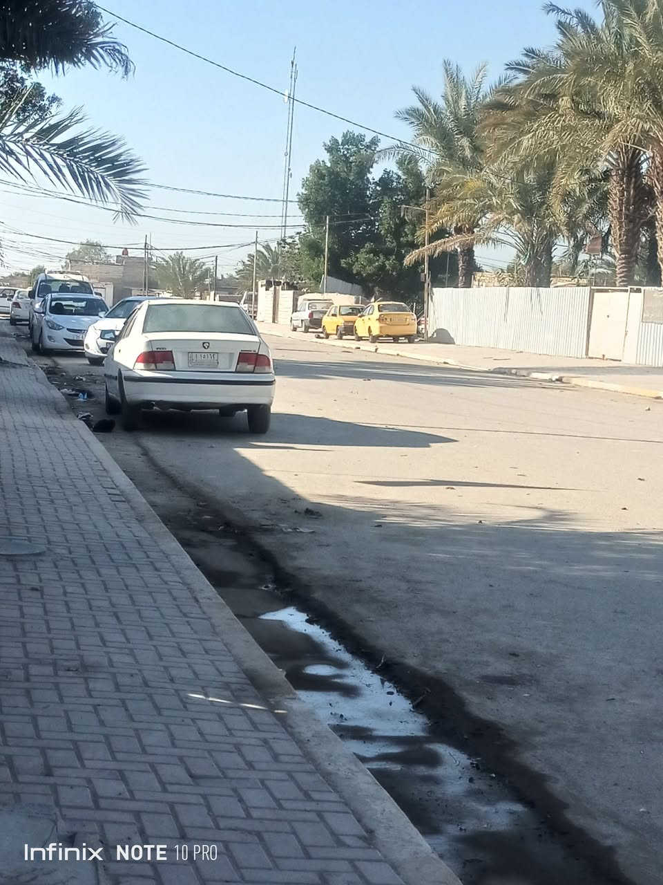 بيت للبيع ركن
المساحه 500متر طابو زراعي سند 25 تحويل بسم المشتري//يتكون من غرفتين نوم وصاله كبيره ومطبخ وحمام وصحيات واستقبال لنص حديقه جانبيه كبيرة 

الواجه 20م والنزال 25 مع توفر كافت الخدمات ماء گهرباء وخط مولد يبعد عن التبليط 50م 
مع وجود نخل عدد 5 

العنوان ديوانيه نهاي الحي العسكري من جيهه شارع 30 

الابلوك المستطيل 

السعر خاص وكلشي بل قسمه 

للاستفسار الاتصال ***********
