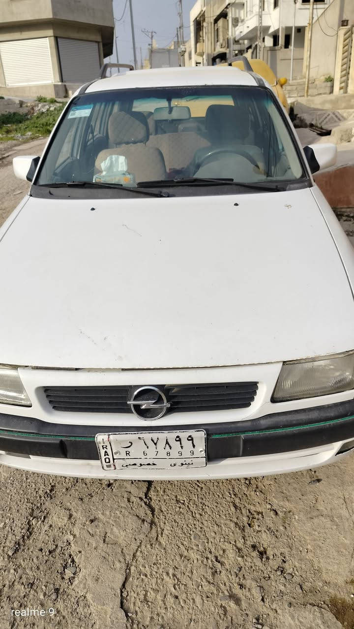 سلام عليكم
استرا للبيع مديل 1992 حجم المحرك 18 
كير محرك طخم دبلات شرط  السعر 56وبيها مجال 
 *********** 
***********
