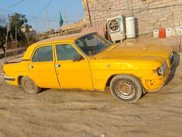 سلام عليكم فولكة للبيع او امراوس حسب القناعة مكينة 2500 بس ماترجع بك السعر 12ورقة مكاني سوق الشيوخ حي العسكري ***********
