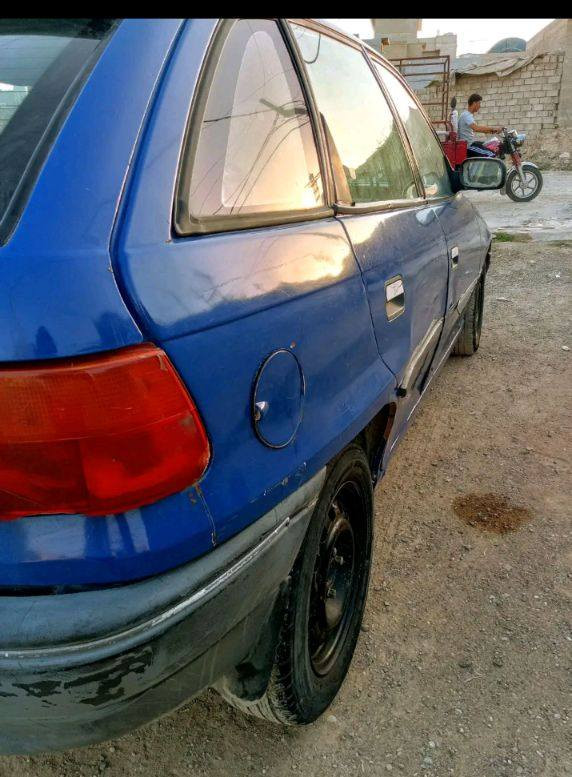 استرا موديل 94 رقم ذي قار مشروع وطني صاحبها الشرعي بلموصل صبغ عام جماليه لاصرف  ولانفخ السعر 30 الاتصال على رقم ***********ترهم مراوس حسب القناعه
