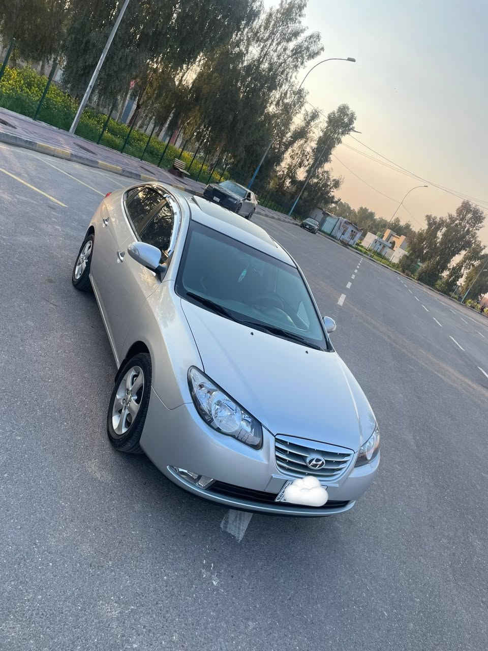 أفانتي للبيع 2010
فول عدا البصمه 
كشن جلد اسود اصلي 
لايت مكحل 
بك لايت لد
فتحه سقف 
شاشه بلاد
رونات ليزري 
ويلكب حجم 16 
محرك 16 
تخم تاير جديد 
الصدر الامامي والخلفي كله جديد 
السياره بيها صبغ عام  أثار عمليات التحرير 
مكان السياره موصل 
السعر 110 $

***********
