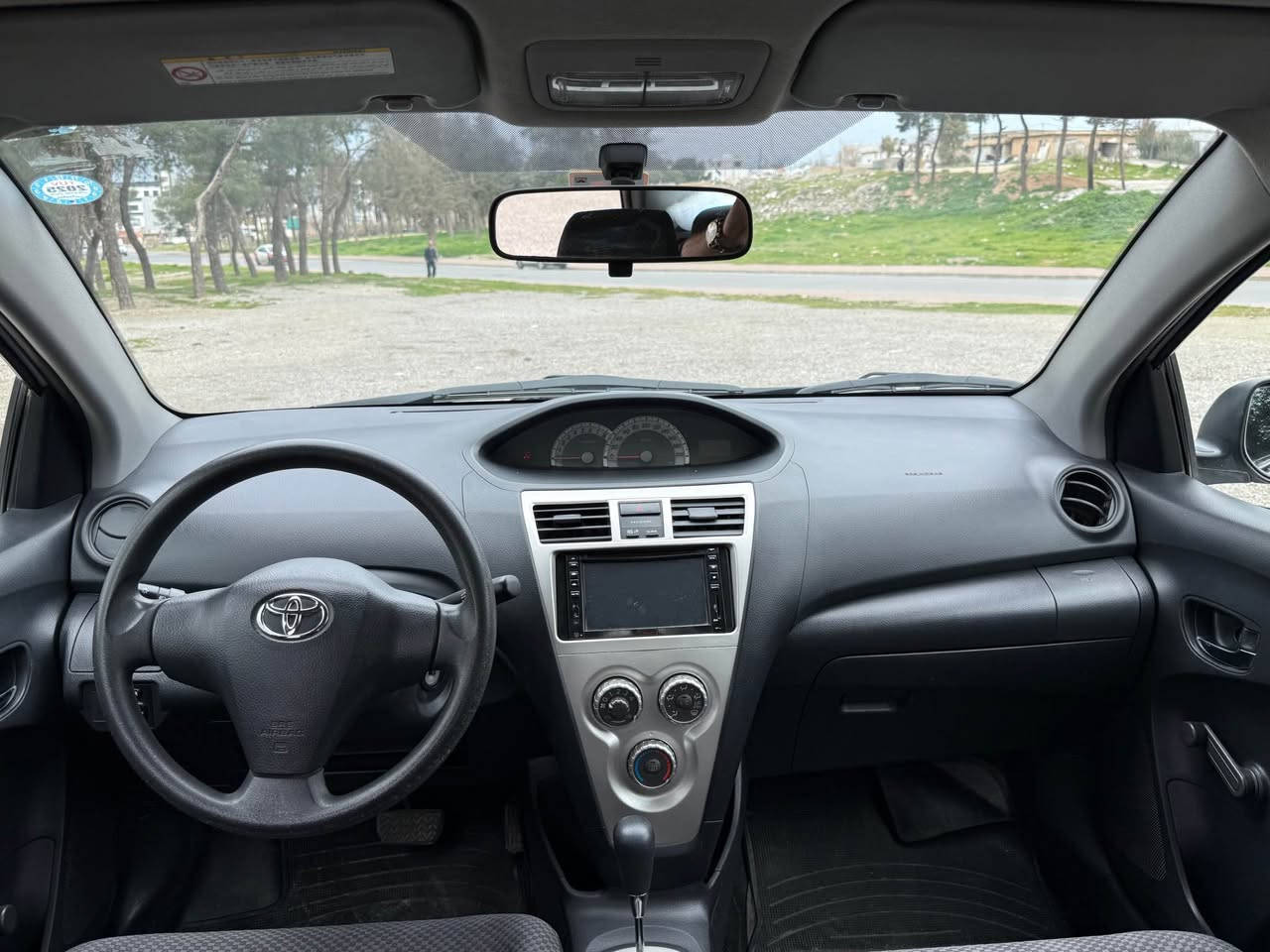 تویۆتا یارس ٢٠٠٧ toyota yars 2007 
گیر و مە کینە   تە برید ی ساردو گە رم بە شە رت  
مە کینە بچوک. یە ک دینار مە سرە فی نیە                              ٢ پار چە ی بو یاخە   ناوی نە گرتوە 
هە موو گیانی لە سە ر دە قی شە ریکە ماوە   
٩٥ هە زار رۆشتوە سە نە وی تا  ٢٠٢٩ تازە یە 
تە حویل براوە خرا مە بە شە رت  ٨٣$ معاملە
سلیمانی *********** السليمانية, العراق
