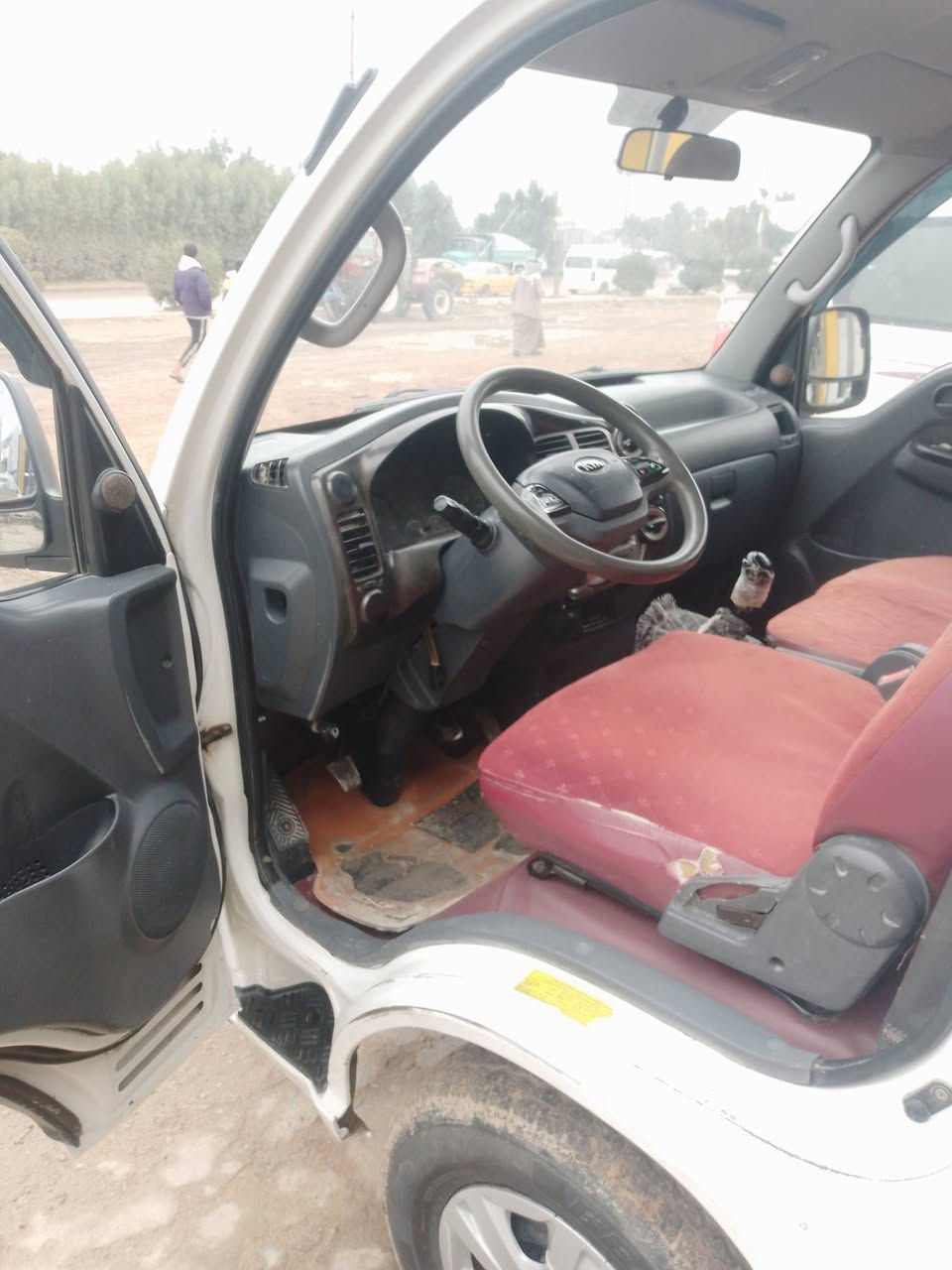 سلام عليكم كيه موديل 2015 مكفولة ما عده الباب الوره رش صبغ ولباغي متعهد تبريد كهربائيات تخم تاير معروضة 110 وبيها مجال مكان سياره بابل جبله *********** ، *********** مكلف بلنشر
