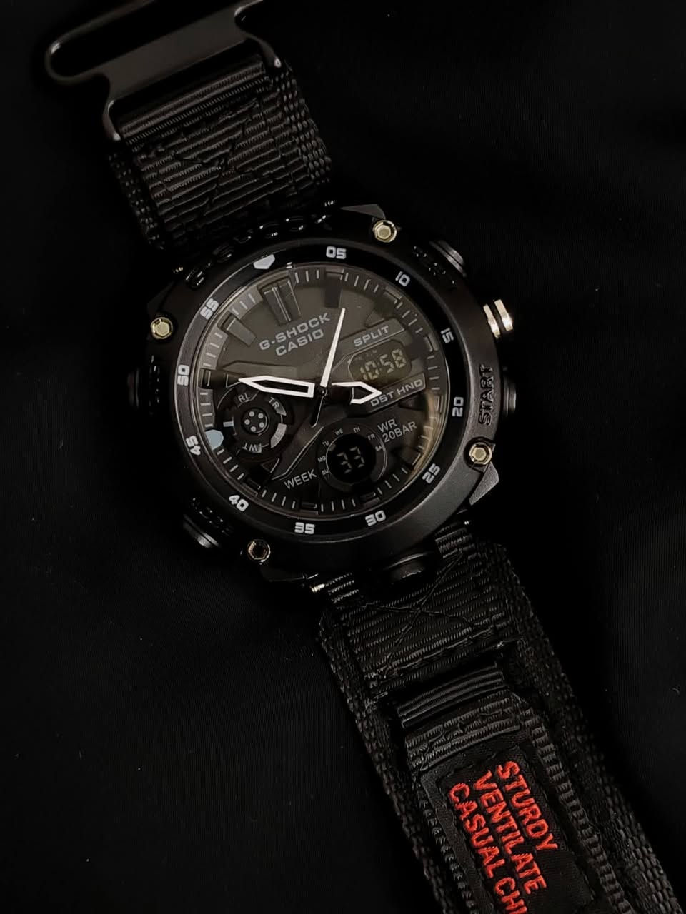 عذرن غلطت بل منشورات البقيه
يا إلله مزاد مزاد الساعه

 Casio G-Shock GA-2000 جي شوك  تبدأ 40 الف

الحد الأدنى للمزايدة 5 الف.  

Casio G-Shock GA-2000

مقاومة ماء 200 متر (20Bar): تتيح لك السباحة والغوص السطحي بها دون أي قلق.شاشة مزدوجة (Analog-Digital): عقارب ميكانيكية مدعومة بشاشات رقمية صغيرة لعرض البيانات.


**إذا كنت صاحب هذا الإعلان وتريد حذفه لأي سبب، رجاءا أرسل رسالة إلى الدعم الفني**