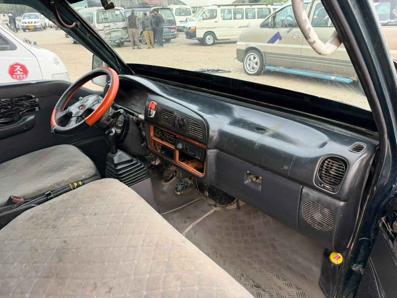 هۆندا 1997 کۆشن فارە بی بۆیاخ فوول جوانکاری تایەی تازە مەکینەی ئۆنجی تەرح بی بۆیاخە سەنەوی حاسیبەی لەگەلە سعری 38گڵا شوین کەلار ***********
