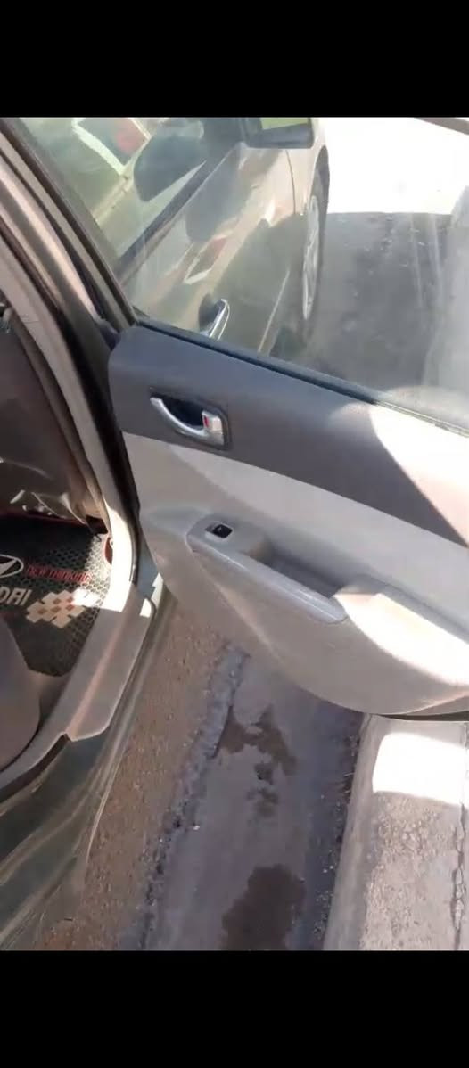 سلام عليكم
سوناتا للبيع موديل 2008
مصبوغه عام المكان الانبار رأوه 
***********
