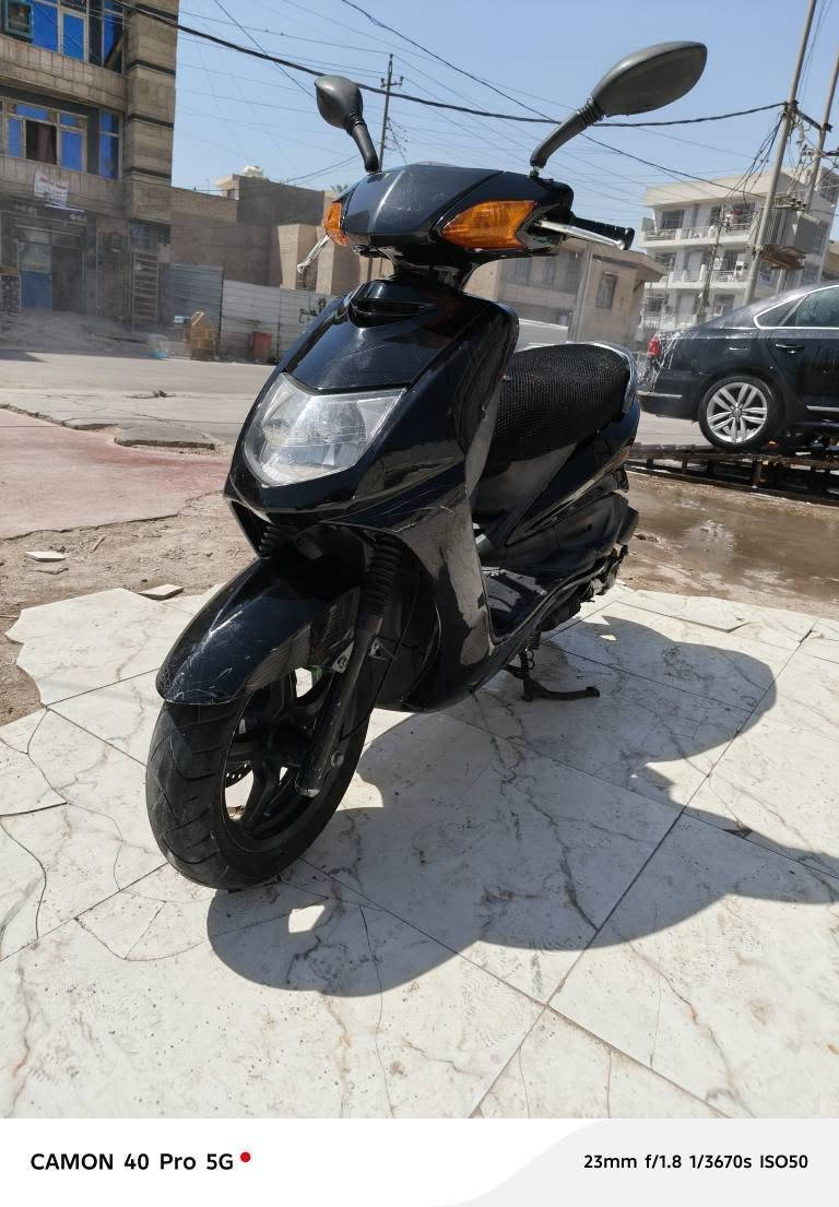 سلام عليكم دراجه سكنس نثيه ١١٠ ياباني دراجه نكره سلف وهندر بكل وقت محرك يخبل شلعه ومعدل كهرباءيات كلها شغاله لايت عالي وناصي اشاير هورن دشبول بريكات خلفي وامامي  دبلات مرايات دوشمه تايرات جدد دراجه خير من الله مال جناي شرط جيب فيتر وياك وفحص يلله تاخذ تراي وين ميعجبك دراجه خير من الله مكفوله من سرقه ومن عشاير تجي تاخذها من البيت وسويلك مكاتبه مكاني بغداد زيونه رايدها ب٣٧٥ وبيها مجال لتواصل واتساب او اتصال *********** بغداد, العراق
