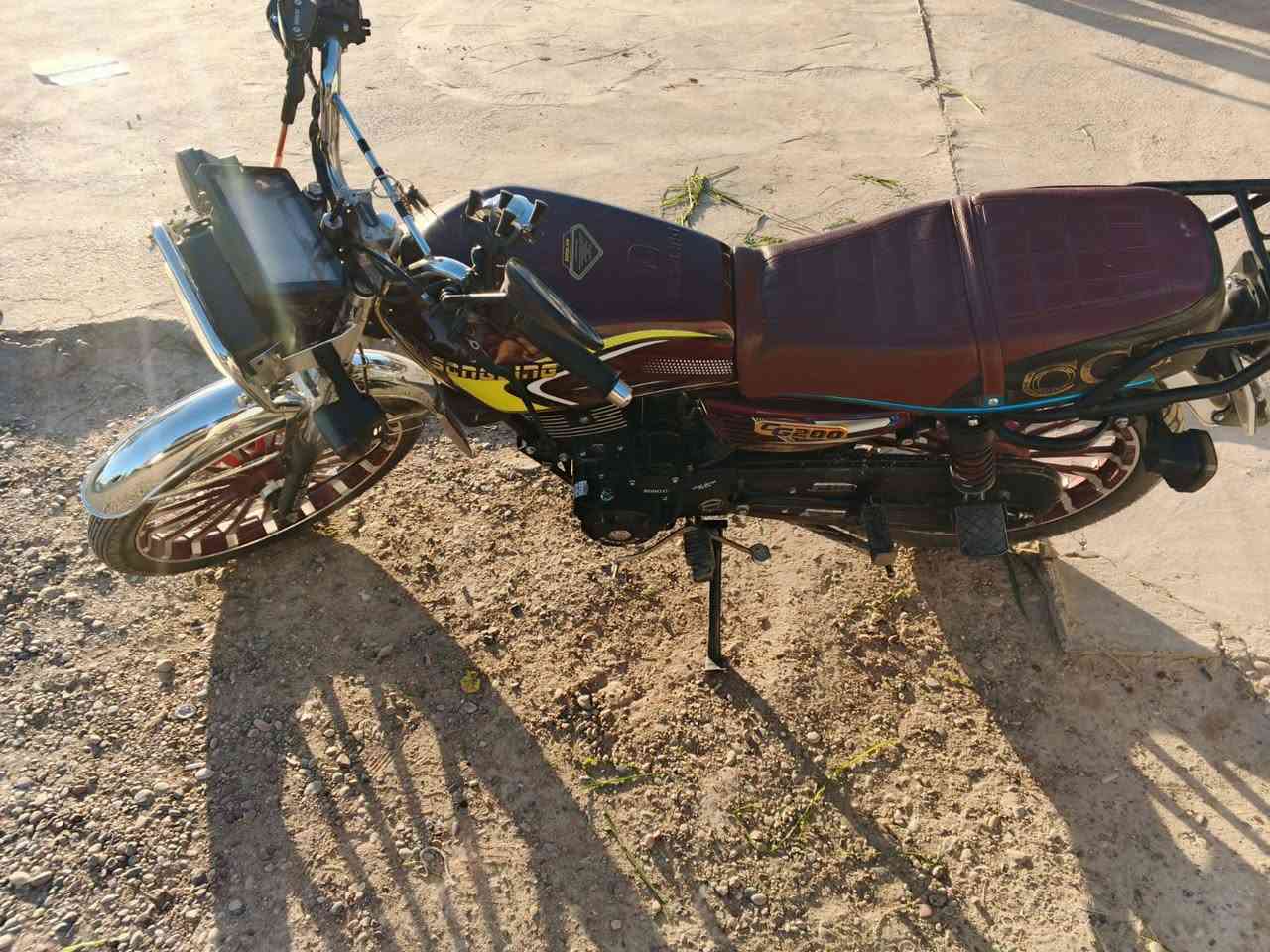 الدراجه مديل 26 صار ست اشهر مستخدمه الدراجه شغاله كلهه ما مفتوحه ومابدل شي بيهه يراني سافان خمسه كير اوراق كامله منفيس*********** مكانه مجمع الدور
