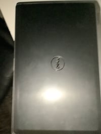 السلام وعليكم حاسبه دل للبيع السعر 125 وبيها مجال الرقم 07711183995 لا...