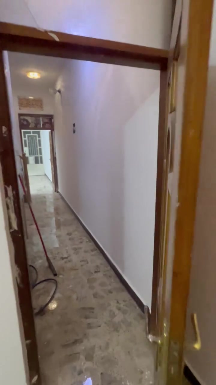 السلام عليكم دار نصف قطعه ٧٢ متر قطاع ١٠ ش٦٠ بناء سنه ٢٠١٨ حديث طابقين يحتوي على دراج خارجي وداخلي الاستفسار الاتصال ع الرقم ***********
