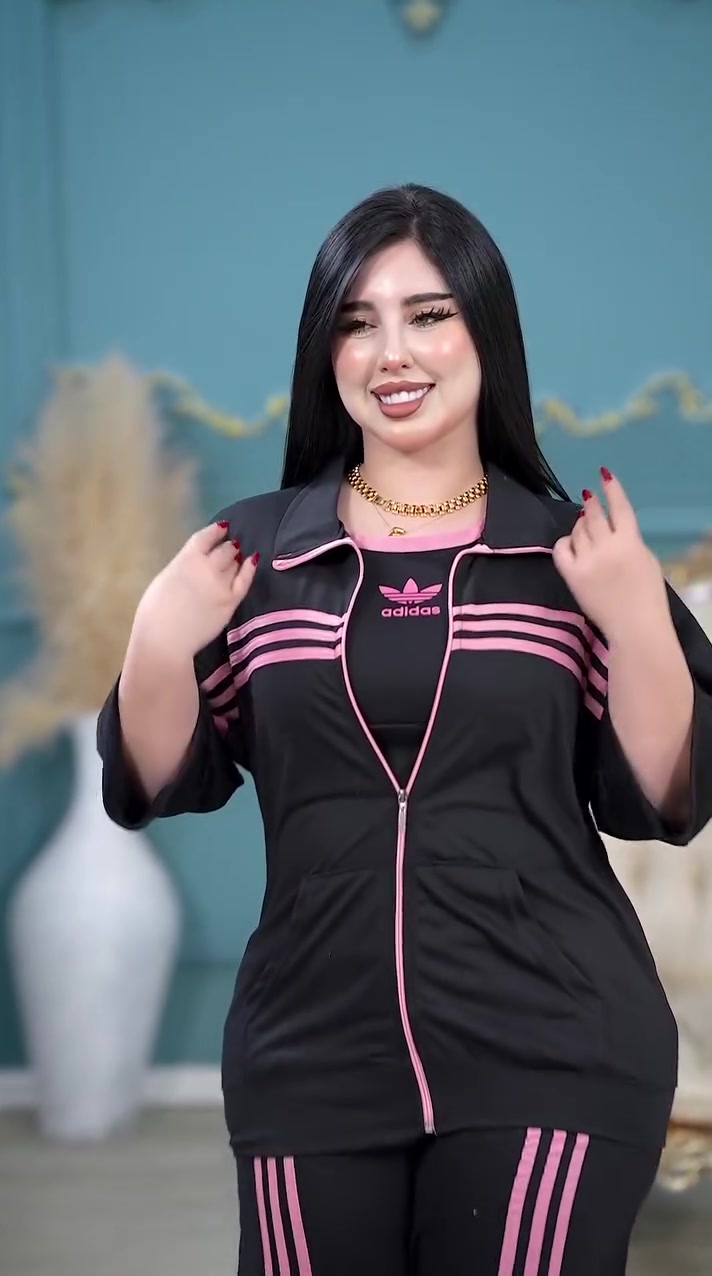 العيد ويانة غير! 🤍 وعروض الريان غيررر 😍😍
#توصيل_مجاني_لكل_محافظات 

موديلات تخبل وخامة تبيض الوجه 🌙✨

كل قياسات متوفره وكل الالوان


**إذا كنت صاحب هذا الإعلان وتريد حذفه لأي سبب، رجاءا أرسل رسالة إلى الدعم الفني**