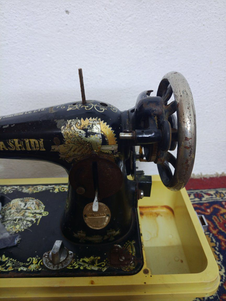 مكينة عليها ختم قديمة شغاله فول 
اليريد يجي خاص نتفاهم ....


**إذا كنت صاحب هذا الإعلان وتريد حذفه لأي سبب، رجاءا أرسل رسالة إلى الدعم الفني**