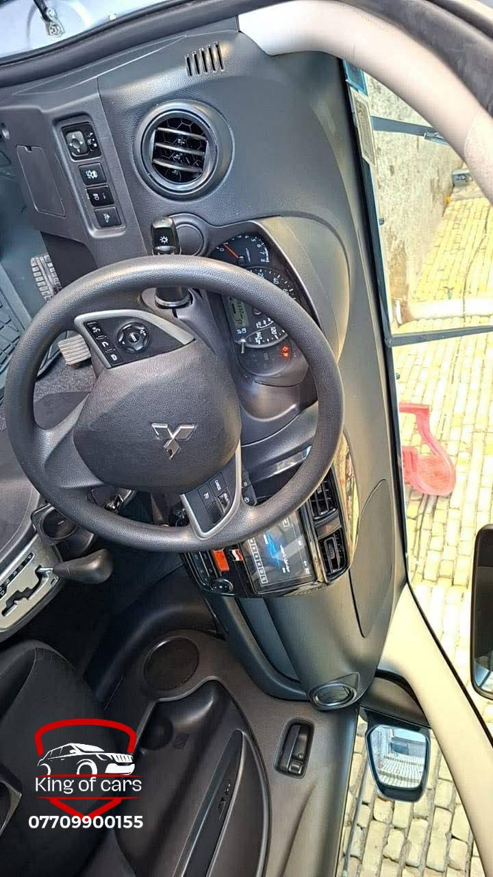 📢 #للبيع 
☑️  مستوبيشي ميراج
☑️  مديل 2024
☑️  ماشيه 15 الف يعني زيرو
☑️  رقم بصره حره تحويل 
☑️  وارد أمريكي بيها بنيد ومدكر تبديل
📞  ***********
        لمعرفة السعر علق تم (  الرد تلقائي ) 💸
📍 عنوان بصرة
