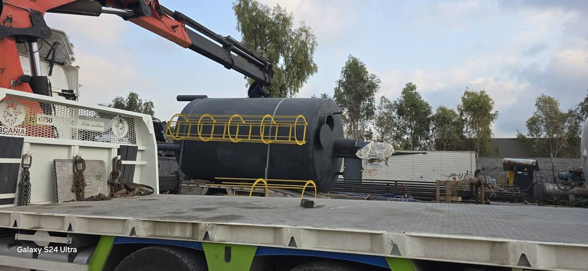 خزان هيدروليك وخلاط ٣٠ ألف لتر بليت 6 ملم وكير بوكس ***********
