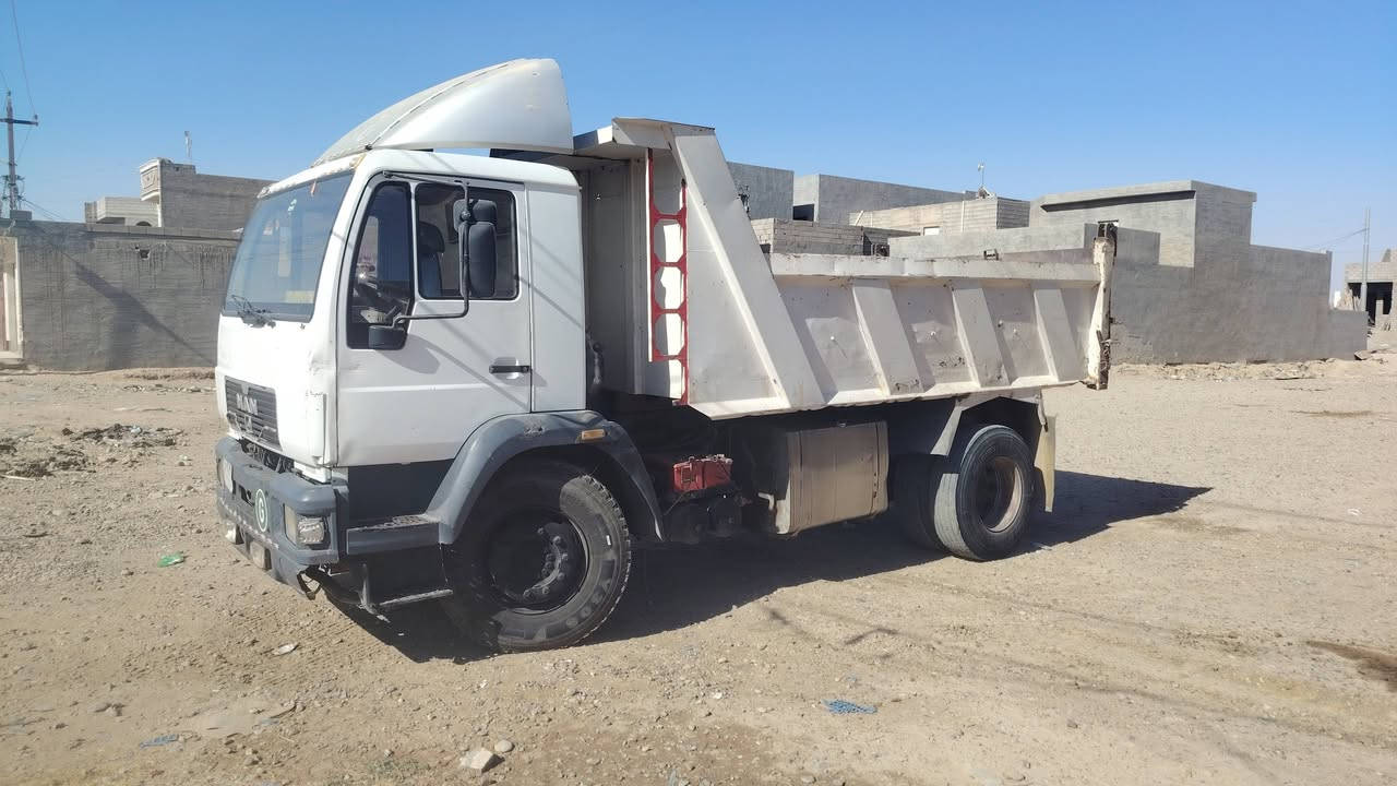 السلام عليكم مان ٨٩ للبيع رقم بغداد مشروع وطني مداور ثاني يوم  سعر ٧٥ وقابل للتفاوض ***********
