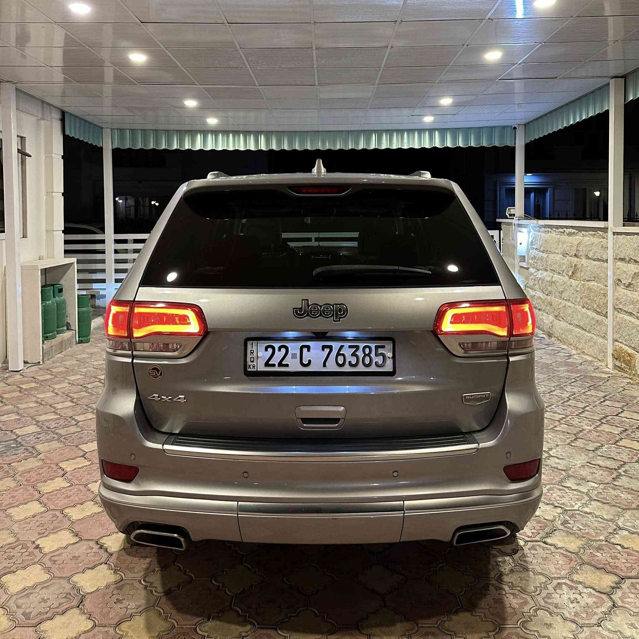 سلام عليكم 
للبيع
جيب سومت  فول الفول 2019 للبيع 💥💥

سيارة فول الفول و بعد الخبرة يعرف السومت

سيارة داخل ابيض بيانو بقلاوة قليل جداً بالسومت سيارة كلها جلد مابيها قطعة بلاستك✨
دركة تجي تطريز خياط و هم قليل فقط البيانو تجي و داخل بقلاوة✨
جكات سيارة تصعد و تنزل ✨
رادارات 360 درجة رادار امامي و جانبي و خلفي✨
حساسات امامي خلفي ✨
بانوراما ✨
سماعات هارمن كاردن ✨
سقف و تكم شاموا ✨
نقاط عمياء ✨
كشنات أمامية تبريد و تدفئة و كشنات خلفية تدفئة✨
كشنات خزن ✨
زراكات لايت✨
تدفئة ستيرن✨
بيها أوتو بارك السيارة تطبك من نفسها ✨
دمام خلفي✨
صندوق خلفي كهرباء✨
نظام محافظة السيارة  داخل خطوط السير ✨
بانوراما✨
دواسات ترحيب سومت ✨
ستيرن كهرباء✨
انظمة قيادة متعددة✨
تحكم ستيرن و شفتات✨
محرك 5700 ✨

لون مميز يختلف على سلڤر العادي الي ييجي باللمتدد💥

سيارة عليها ادامة دكسات و صدرها كلش نظيف و تايرات 
جديدة 💥

سنوية بأسمي تريد تحويل او وكالة حاضر💥
 
شباب سيارة 5700 و الله شاهد الي يصعد 8 بعد ميصعد 6 و صرفها كلش ممتاز💥

سيارة حادثها سطحي جاملغ امامي و خلفي بدون دواخل بدون أيربالك💥

سيارة نظيفة و على ايدي ماشية 83 الف و مكان السيارة اربيل 💥
للاستفسار ***********
