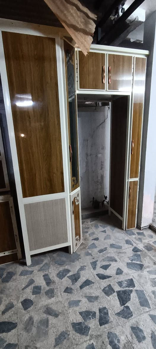 كوانتر ص٣ قطع للبيع سعرو 450 وبيها مجال الاتصال على الرقم ***********
