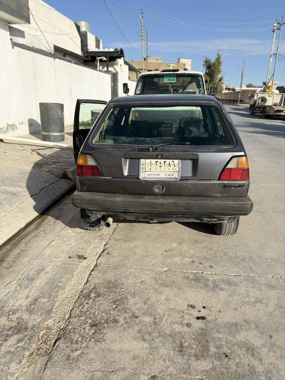 كولف موديل 92 رقم كركوك سنوية عاج نافذة كير جديد محرك شرط التحويل لون اسود نفطي 20وبيها مجال ***********
