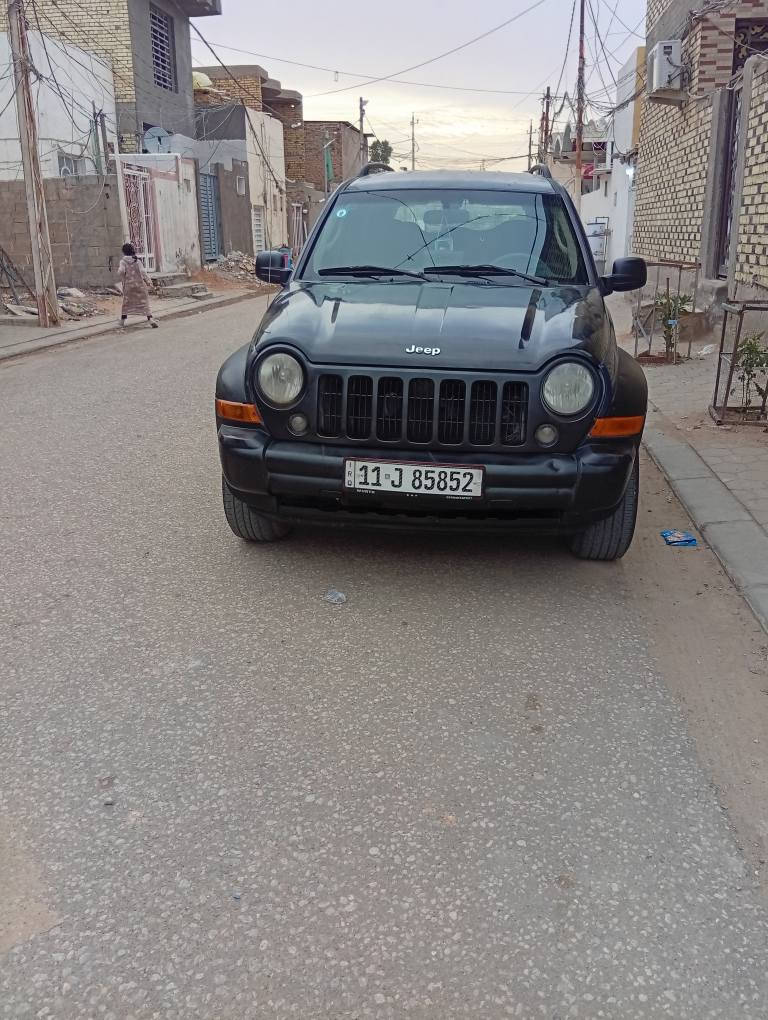 جيب ليبرتي موديل ٢٠٠٧ جاهزه كير مكينه حداديه تبريد سنويه جديده ٨٠ وبيهه مجال مراوس ترهم وطي فرق رقم *********** النجف, العراق

