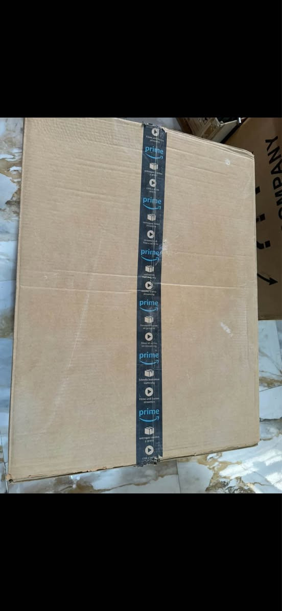 السلام عليكم للبيع كراتين امزون الكتروني وكهربائي فقط يعني مكس شنو ببالك موجود مثل ماموضح الشريط الاسود شرط الكارتون ممفتوح بضمانتي  للاستفسار والسعر الاتصال عالرقم  واتساب او اتصال *********** كربلاء, العراق
