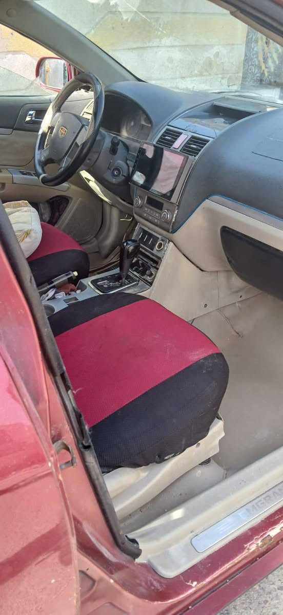 السلام عليكم سياره كراند موديل 2013 رقم بصره ألماني مكينه كير حداده تخم تاير مكفوله السعر 30 وبيهه مجال المكان البصره رقم الهاتف ***********
