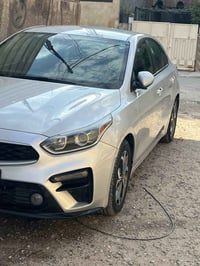 السلام وعليكم فورتي موديل 2021 رقم اربيل السيارة بسمي حادثها جاملخ اما...