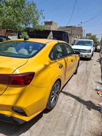 كيا فورتي  ٢٠٢٣ جاملغ جهة السايق أمامي مبدل بأمريكا بدون ضرر بدون حادث...