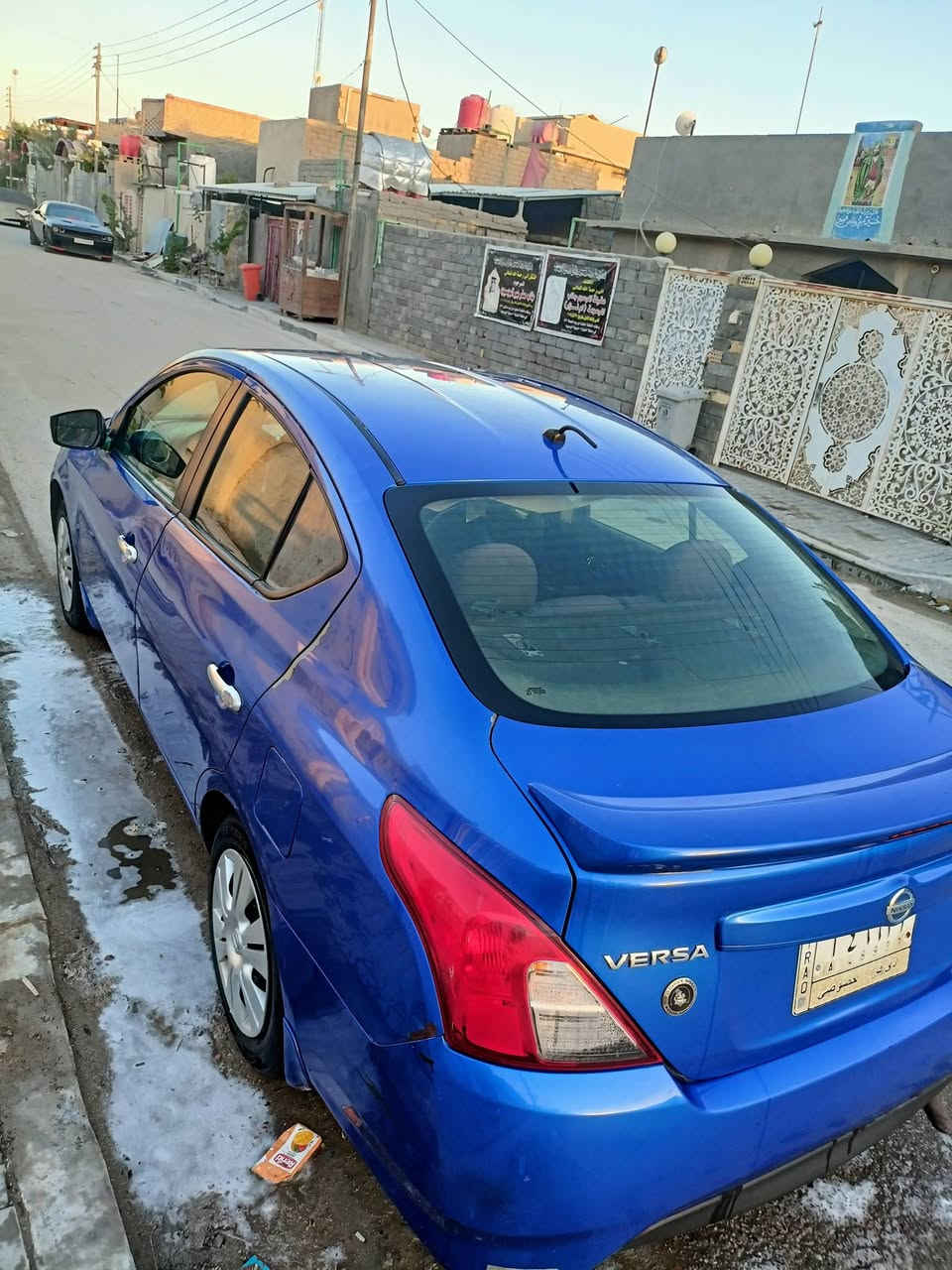 سلام عليكم نيسان صني فيرسا موديل 2015 حادث بس بنيد ولباقي كفاله عامه مكينه وكير مكفولات حداديه تخم تاير خير من اللله تبريد ثلج تدفى شغاله رقم. ذي قار حره سنويه لل 27 سياره جاهزه من لاخير مال جناي سعر 82 وبيه مجال مكان البصره لاستفسار ***********
