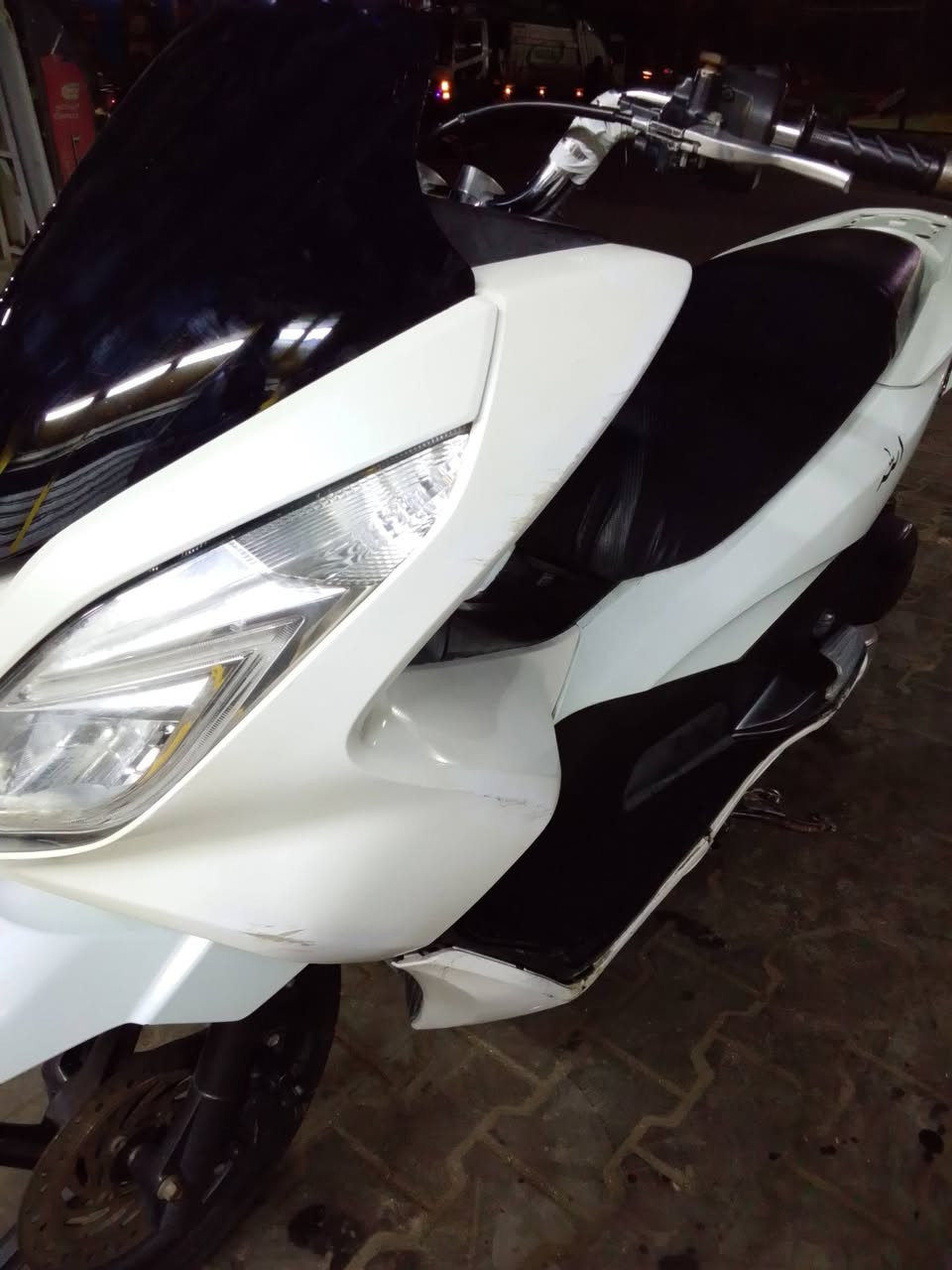 بيسي إكس جيل ثاني يابانية  كفالة عامة بيها ملاحضات بسيطة أوراق معرض أصل يابان دراجة بلادية السعر مليون ونص مكاني بغداد مدينت الصدر ***********
