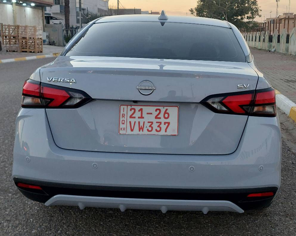 NlSSAN VERSA 
موديل 2024 
لون سموك مميز
مواصفات SV 
بصمة تشغيل 
كاميرا خلفية 
نقطة عمياء 
شحن واير ليس 
حساس خلفي 
الضرر بدون صبغ بدون دواخل
 فقط بارد 
ماشي 5  الف ميل 
السعر 130 $
***********
مكاني كركوك كركوك, العراق
