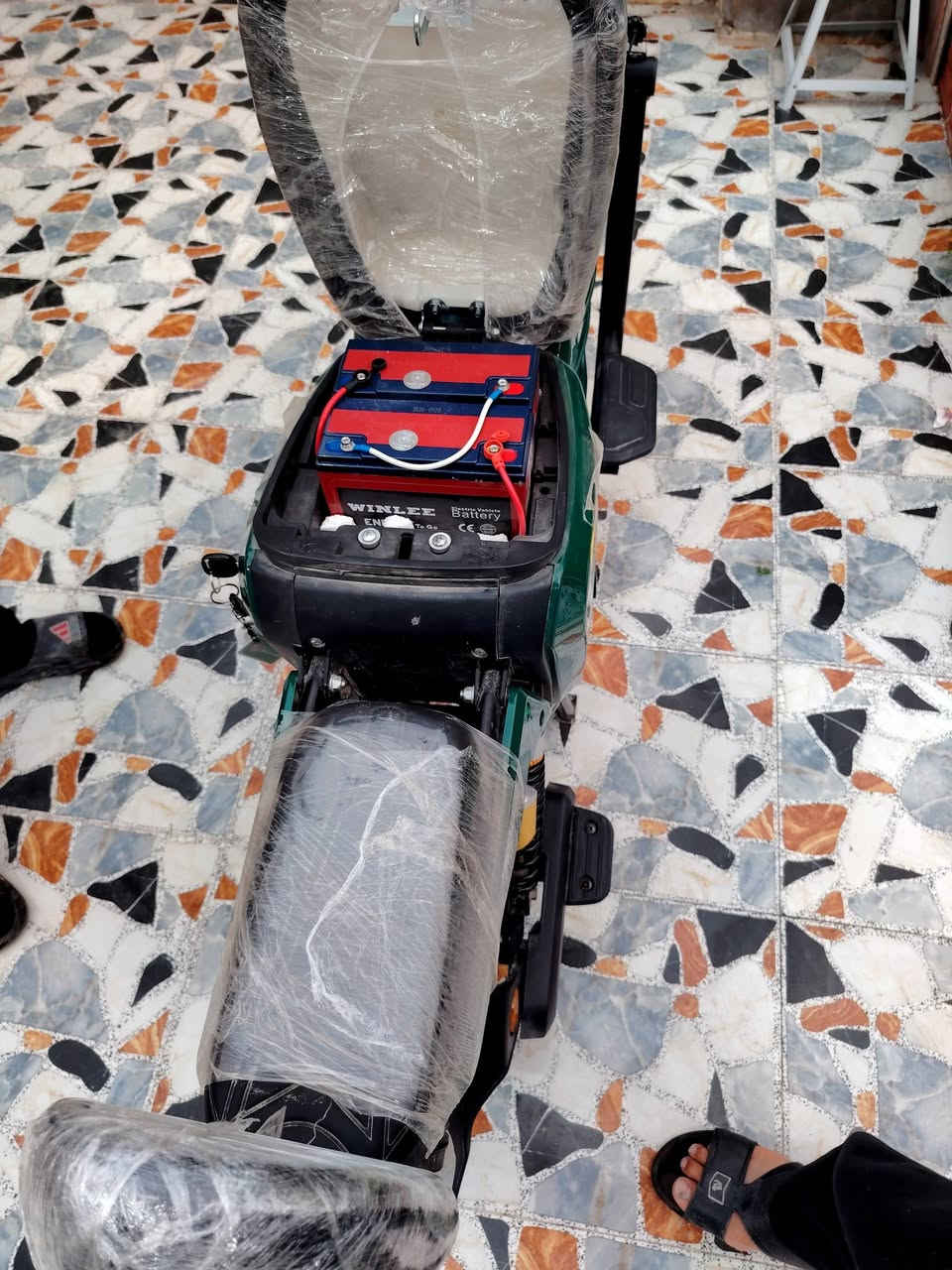 السلام عليكم دراجه شحن زيتوني جديد مستعمل قليل مديل 2026 R9 بطاريات حمر الموقع البصر ابو الخصيب السعر. 650 الف بيها مجال قليل 
للأتصال: ***********
