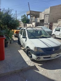 رينو لوكان موديل ١٣ سيارة باسمي رقم واسط مراوس بسيارة فان حمل  أو سيار...