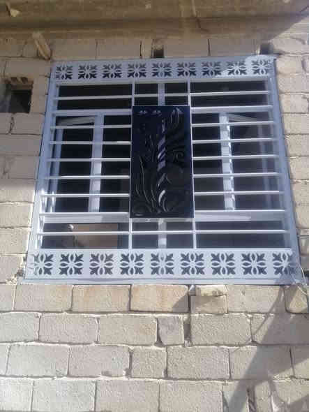 مستعدون لصبغ الدور داخل وخارج جميع انواع الاصباغ وصبغ الأبواب والشبابيك ارصفة الشوارع اسعار مناسبة جداً وحسب رغبة الزبون كرستة وعمل اوفقط عمل
***********
اتصال او واتس اب
