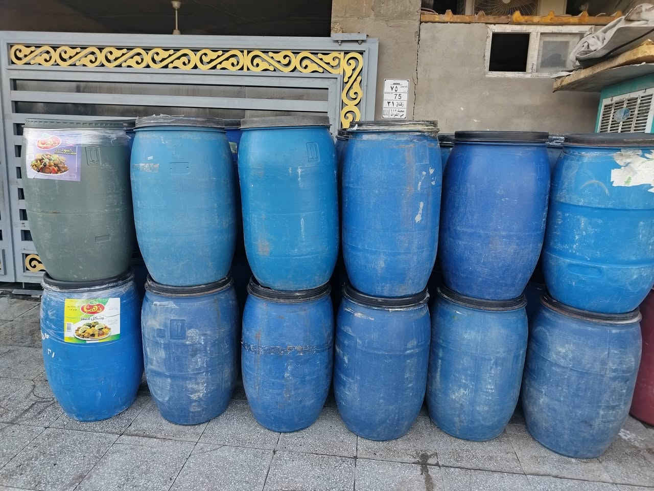 براميل120 لتر اصلي بلاستيكية للبيع
النجف ***********
