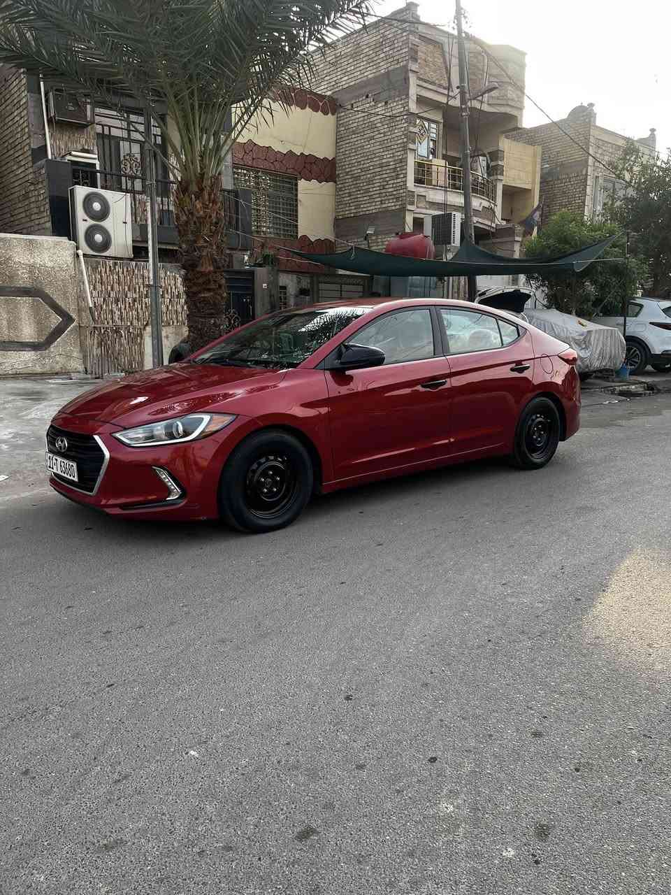 سلام عليكم

النترا 18 وارد امريكي داخلة كلين  وبيها دعاميات ودوسة صبغ وشوية بارد بباب السايق صور السونار مرفقة
مواصفات 
تحكمات ستيرن 
رادارات جانبية
وضعيات قيادة
شاشة بلادية
كامرة دوارة بلادية
والسيارة عليها منضومة غاز 
سعر 132 وبيها مجال 
مكان السيارة بغداد الحرية 
***********
