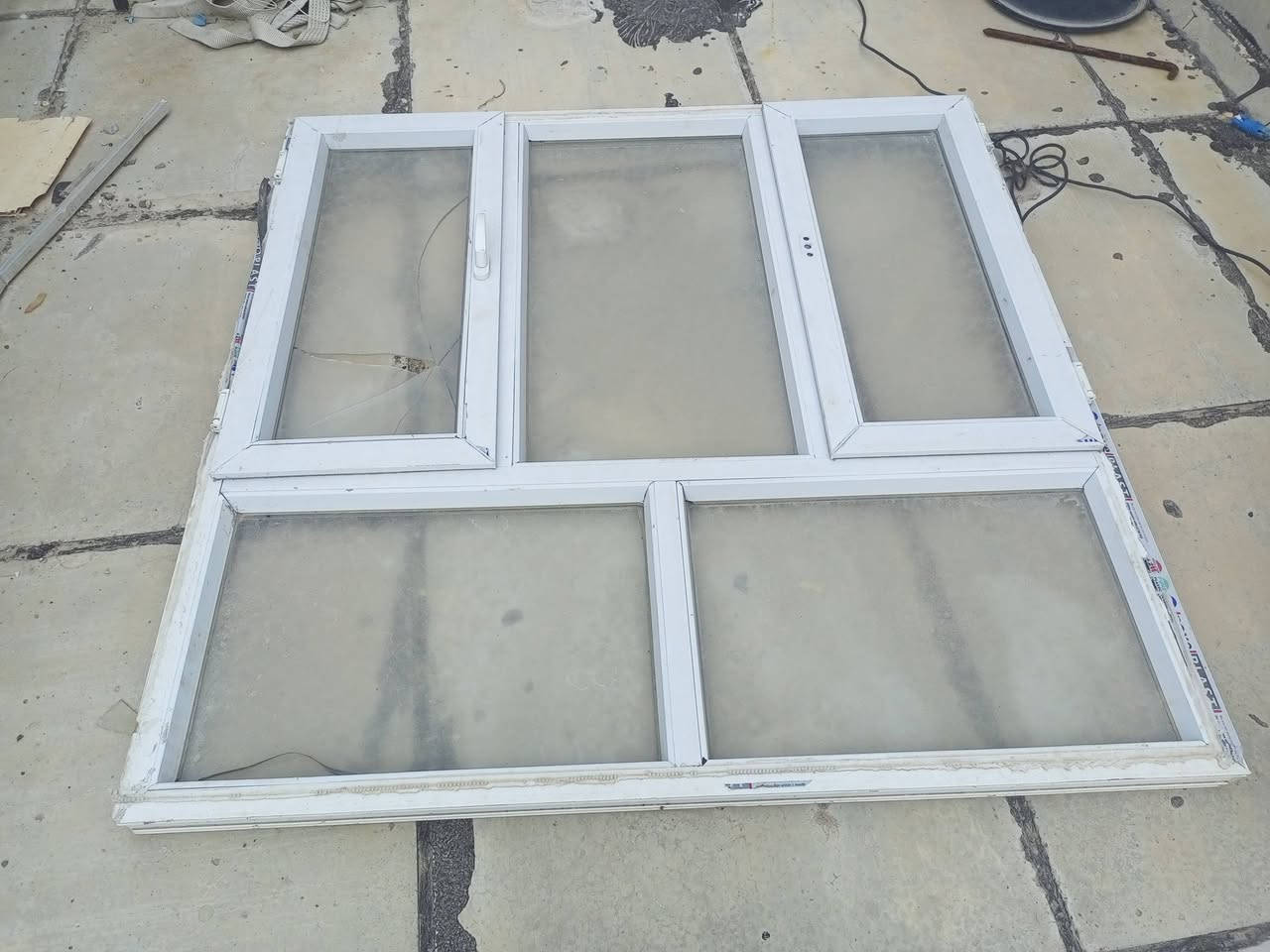 4 شبابيك
و 4 بيبان 
قويات وتركي اصلي 
للبيع


**إذا كنت صاحب هذا الإعلان وتريد حذفه لأي سبب، رجاءا أرسل رسالة إلى الدعم الفني**