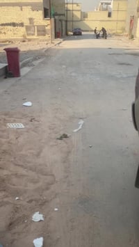 قطعة البيع ١٠٠ متر نزل ٢٠ واجهة ٥ ٠٧٧١٣٤٣٢٨٢٧